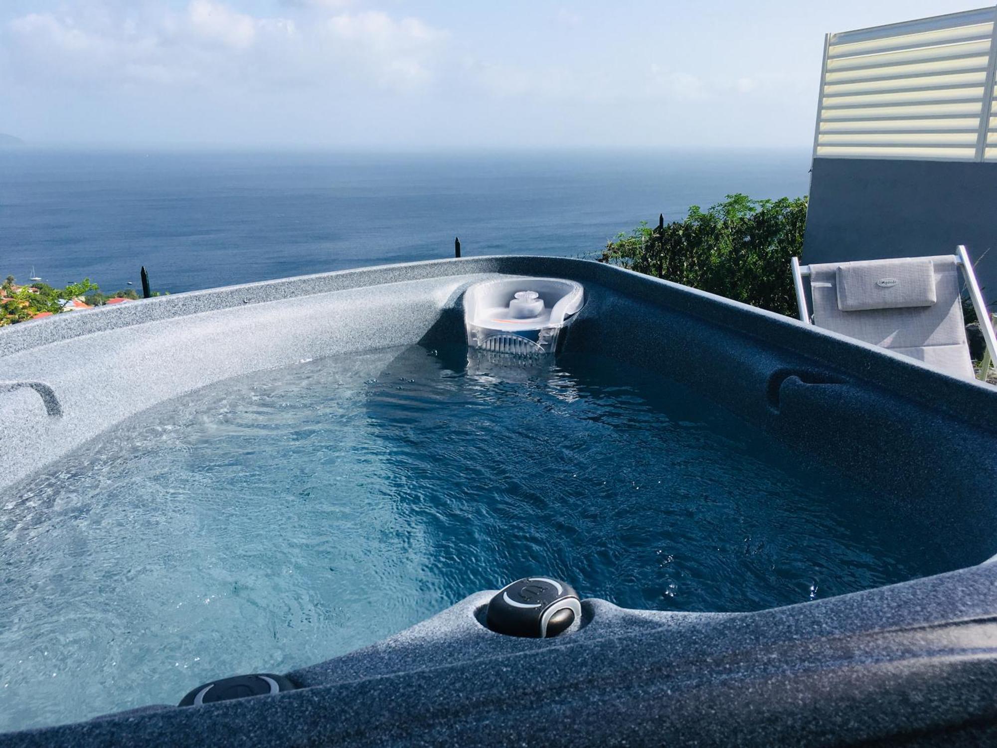 Bungalow Palbea Superieur Avec Spa Et Vue Mer Schoelcher Eksteriør bilde