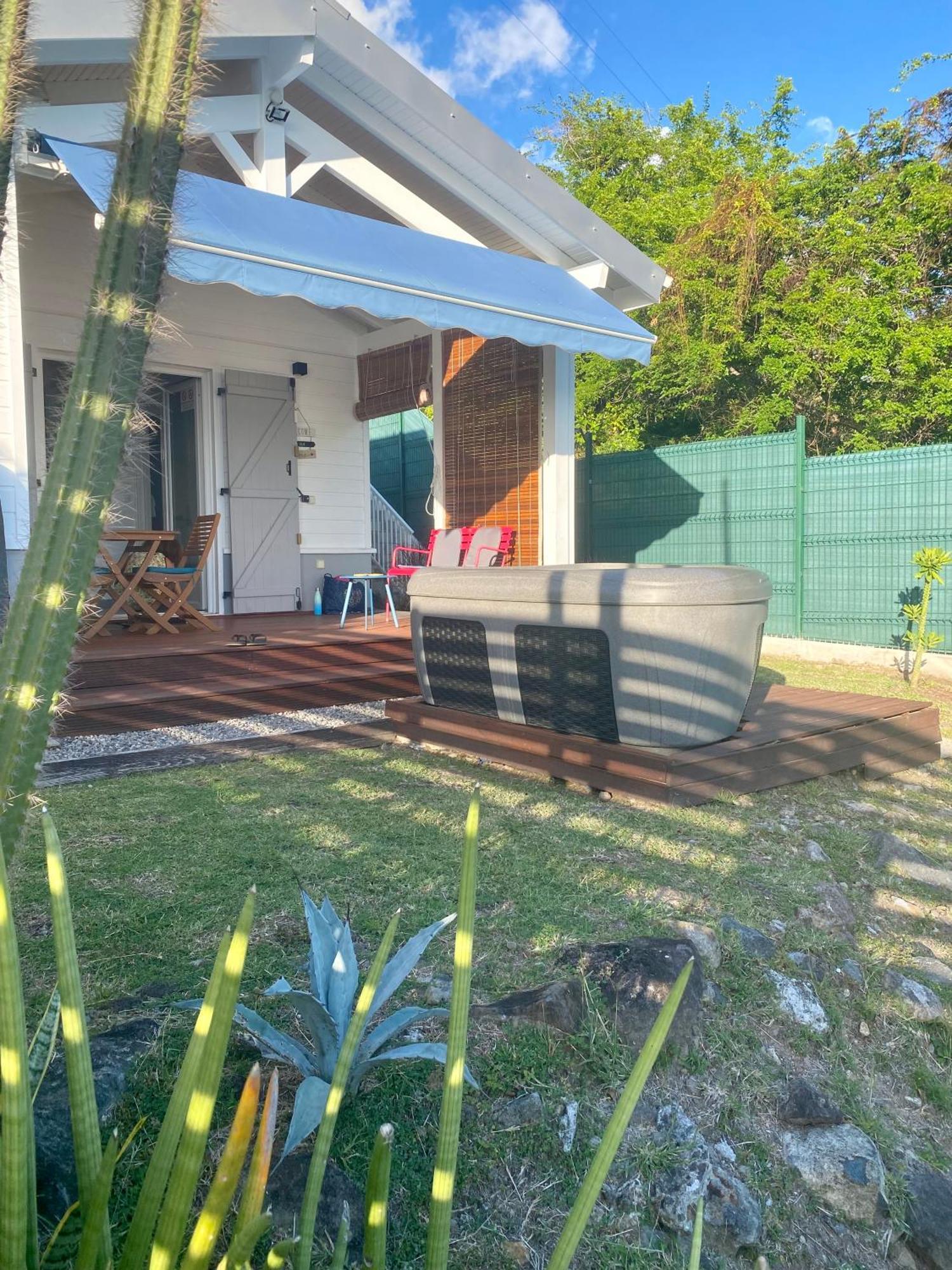 Bungalow Palbea Superieur Avec Spa Et Vue Mer Schoelcher Eksteriør bilde